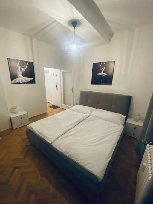 Prahabel - C15 Lägenhet Exteriör bild